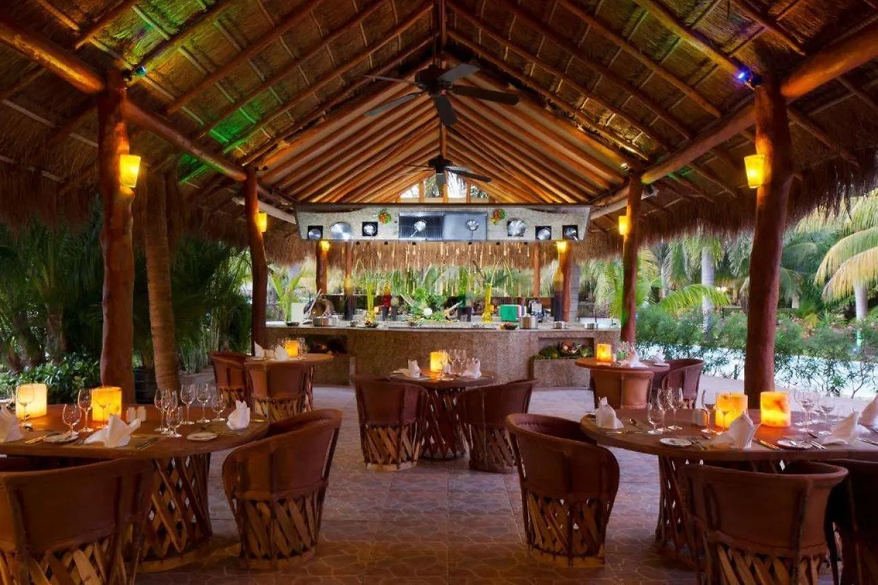 El Dorado Casitas Royale Catamaran, Cenote & More Inclusive (Adults Only) Puerto Morelos Resort